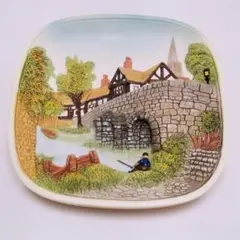 イギリス アンティーク 陶器製 壁掛け 飾り皿 LEGEND PRODUCTS