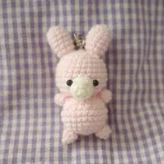 あみぐるみキーホルダー　うさぎ