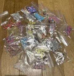 【未使用】デコレーションパーツ ハンドメイド素材 (仕切りケースなし)