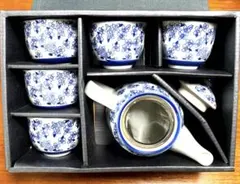 【新品未使用】【清州窯】小花散し　ティーポット　茶碗揃　セット