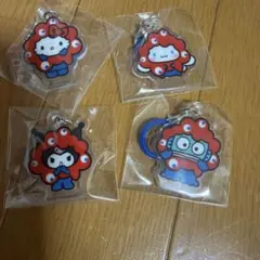 サンリオ　ミャクミャク　アクリルチャーム　キティ・シナモン・クロミ・ハンギョドン