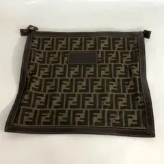 FENDI フェンディ ズッカ柄 ポーチ クラッチ セカンドバッグ 人気 ヴィンのサムネイル