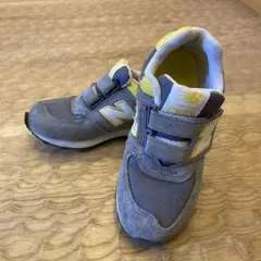 New Balance 574 キッズスニーカー グレー/イエロー