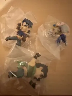 ジョジョの奇妙な冒険 カプセルヒーローズ ジョセフ ジョナサン ジョニィ