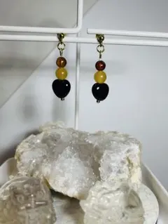 オニキス×イエロージェイド×ヘソナイト　天然石ハンドメイドピアス