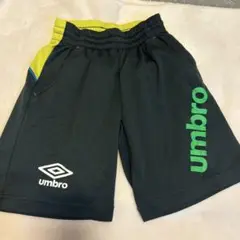 値下げ‼︎umbro ハーフパンツ 黒 緑　120 アンブロ　キッズ　ベビー