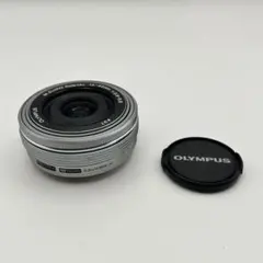 M.ZUIKO DIGITAL 14-42mm EZ ズームレンズのサムネイル