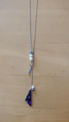 紫と黒のストーン ロングネックレス