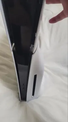 PlayStation 5 (通常版) 本体