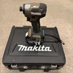 Item thumbnail for item 495f5de5-7a1b-490e-bf32-500450fe889a