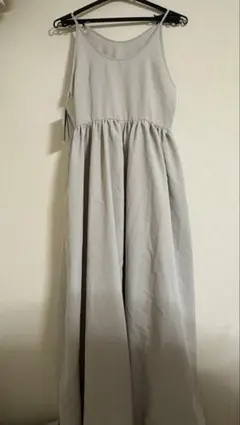 キャミロングワンピース グレージュ 新品タグ付き Mサイズ