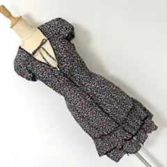 ＊ RIVER ISLAND リバーアイランド フラワー ワンピース ドレスのサムネイル