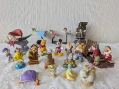 ディズニーキャラクター　フィギュア　チョコパーティ　チョコエッグ