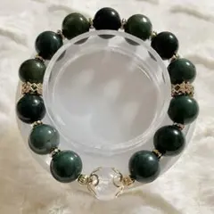 Item thumbnail for item 8257c74f-e054-45b6-af84-cb60fd310706