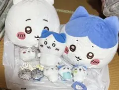 ちいかわ　ハチワレ　プレミアムドームクッション　他のぬいぐるみもセット　福袋？