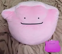 メタモン 超ビッグサイズもっちりぬいぐるみ - メルカリ