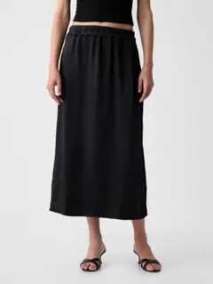 GAP ブラック ロングスカート Sサイズ　サテン風
