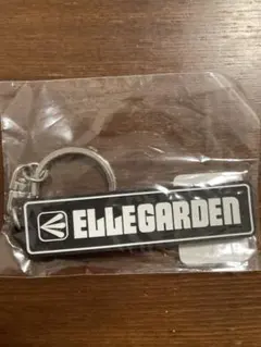 新品未開封 ELLEGARDEN ラバーキーホルダー 黒×白 エルレガーデンのサムネイル