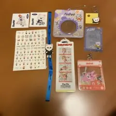 ストレイキッズ　Jiniret キーホルダーとステッカーセット
