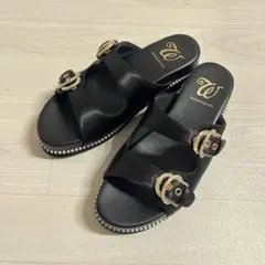 GINZA WASHINGTON（W）／25.5cm ／ビジューバックルサンダルのサムネイル