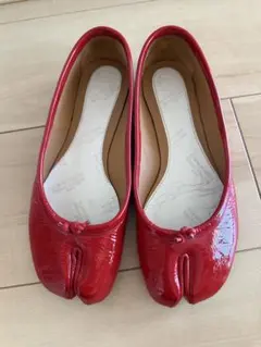 2026年最新】Maison Margiela カラー：レッド系 レディース フラット