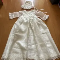赤ちゃんの城　ベビーセレモニードレスと帽子
