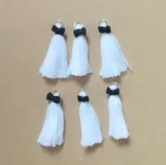 ハンドメイド素材 リボン付きタッセル ホワイト