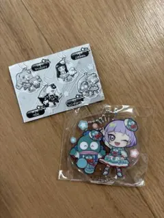 ひみつのアイプリ　サンリオキャラクターズアクリルキーホルダー　チィ&ハンギョドン