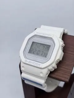 DW-5600VT DW-5600 BAND OF OUTSIDERS コラボのサムネイル