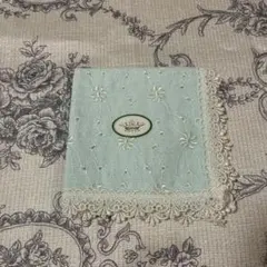 新品未使用品　トッカ花柄刺繍レース付きハンカチ ミントグリーン