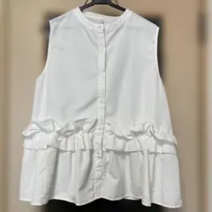 新品未使用　ホワイトシャツ　前あき　ノースリーブ　綺麗め　フォーマルにも