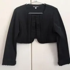 BeBe ブラック クロップドジャケット 130のサムネイル