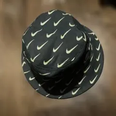 Nike バケットハット ブラック S/M 総柄のサムネイル