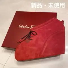 【新品】Salvatore Ferragamo 皮小物 / チャームのサムネイル