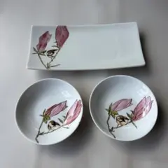 手描きしました　木蓮花と雀すずめ小鳥の絵柄 陶器 3点セット