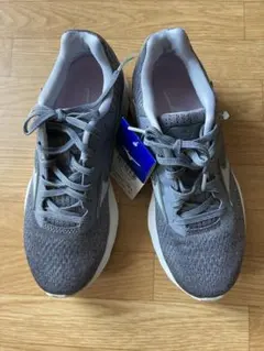 ミズノ スニーカー　MIZUNO ランニング用 ウエーブライダー23