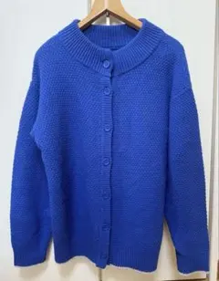 ブルーの2WAYカーディガン