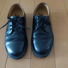 Dr.Martens ドクターマーチン10078 革靴　uk4　23 23.5のサムネイル