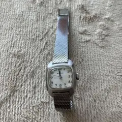 EDOX スクエア型 手巻き時計のサムネイル