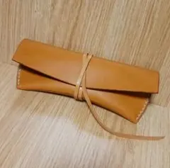 革　ペンケース