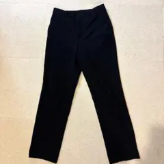 UNIQLO 感動スリムパンツ ブラック