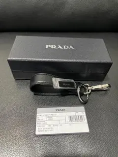 KRぼん様専用 PRADA サフィアーノ キーリング ブラック - メルカリ