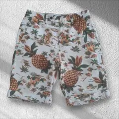 FREDY＆GLOSTER パイナップル柄ハーフパンツのサムネイル