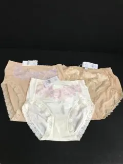 【新品】Triumph　トリンプ　L～LL　ショーツ3点セット　K0566