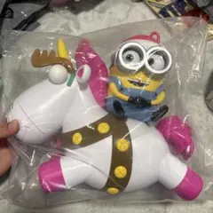 ミニオン ユニコーンフィギュア サンタ帽付き