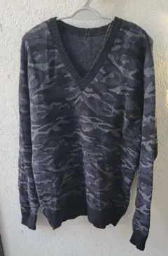 新品【日本製】迷彩柄 Vネックセーター グレー系 サンプル品