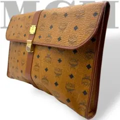 美品　A4収納　MCM クラッチバッグ　セカンドバッグ　PCケース　レザー　茶