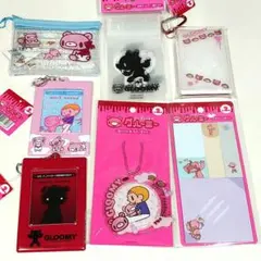 【グルーミー】７点セット トレカケース ポーチ クリアケース 缶バッジケース