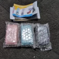 本当に録音再生！なつかしのガラケーマスコット　ガチャ ピンク ブルー ブラック