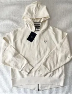 【新品未使用】FRED PERRY フレッドペリー パーカー レディース M
